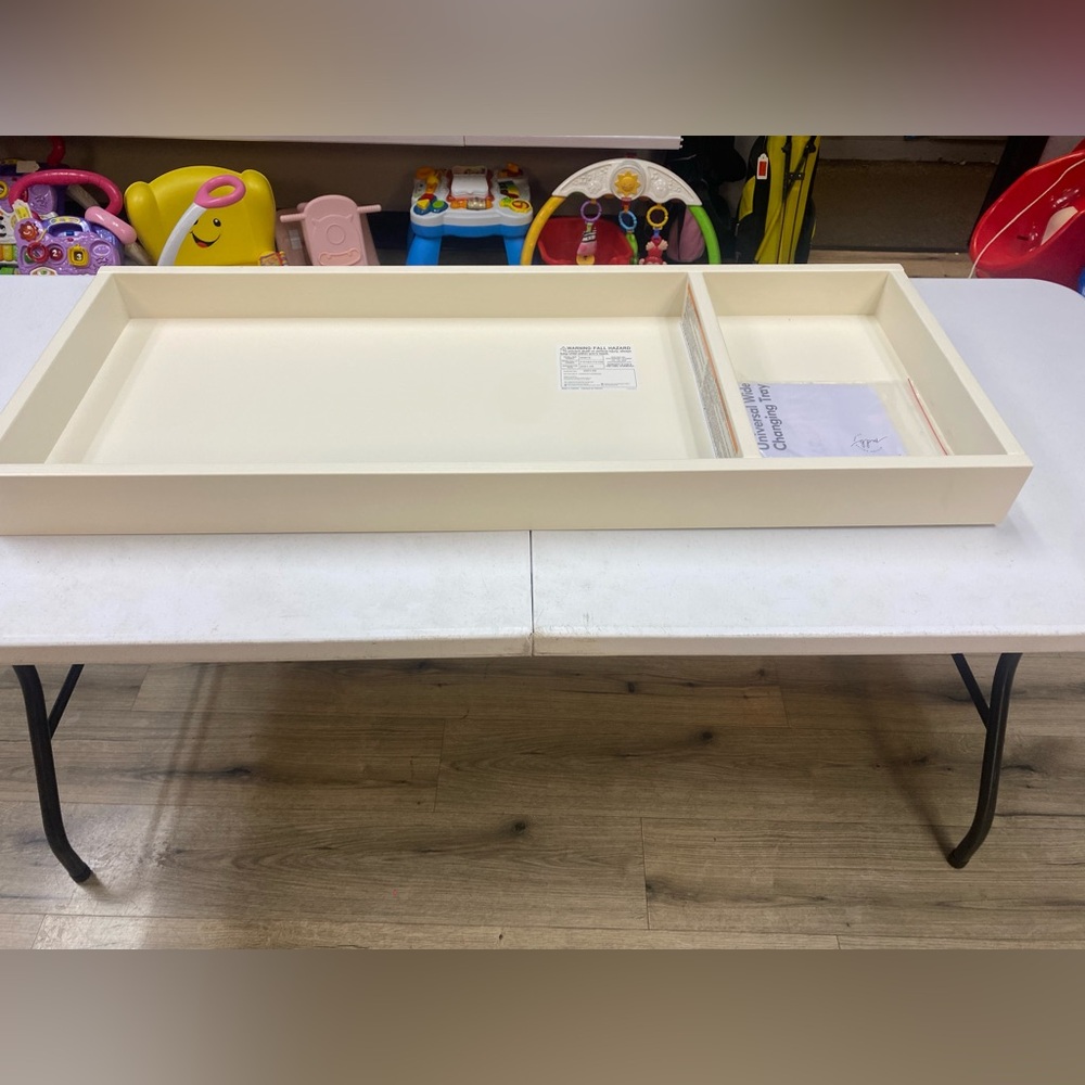 Million Dollar Baby Universal Wide Removable Changing Tray in Washed Natural